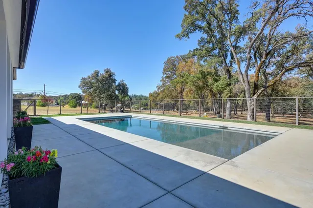 $1,145,000 | 5900 Stanley Drive, Auburn, CA 95602