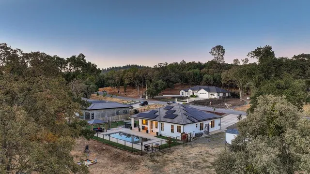 $1,145,000 | 5900 Stanley Drive, Auburn, CA 95602