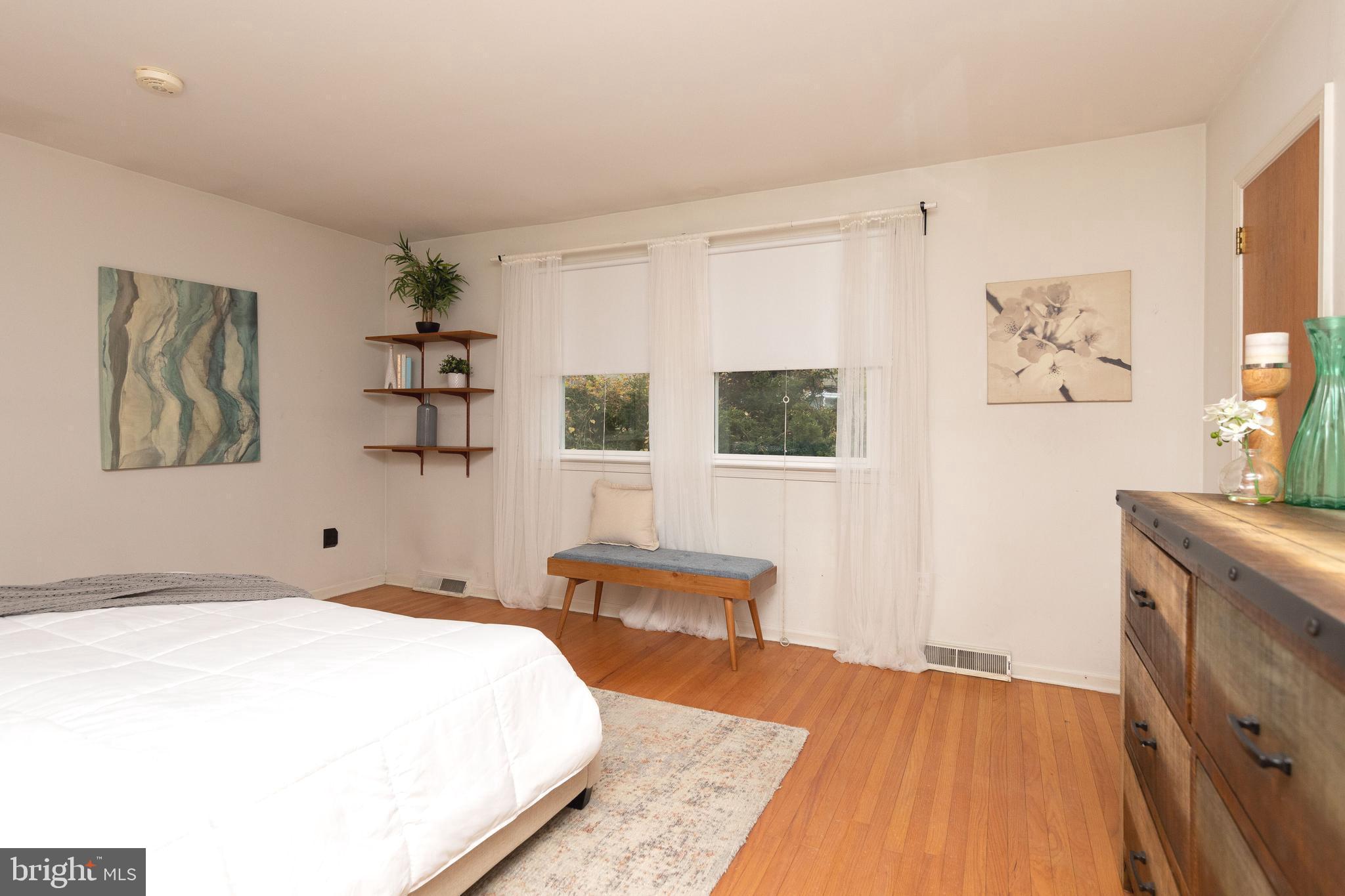 1112 Clark Road Glenside, PA 19038 - Photo 9 of 31 Gallery Image 9