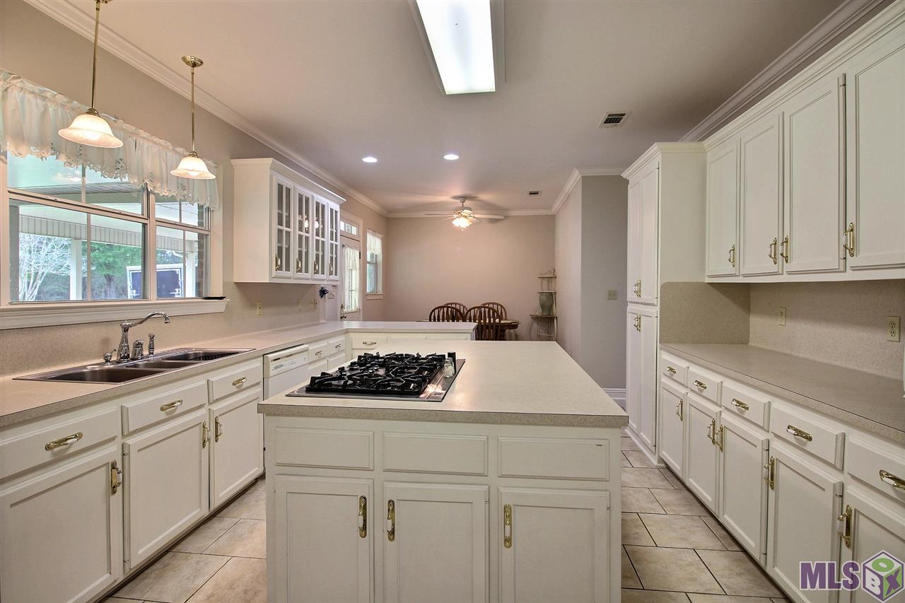16534 Hooper Road Greenwell Springs, LA 70739 - Photo 11 of 21 Gallery Image 11