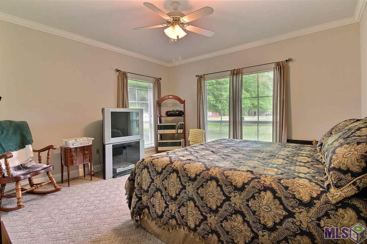 16534 Hooper Road Greenwell Springs, LA 70739 - Photo 17 of 21 Gallery Image 17