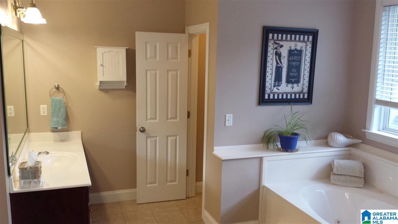 5813 Waterstone Point Birmingham, AL 35244 - Photo 17 of 29