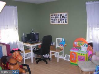 9218 Puritan Road Philadelphia, PA 19114 - Photo 5 of 6 Gallery Image 5