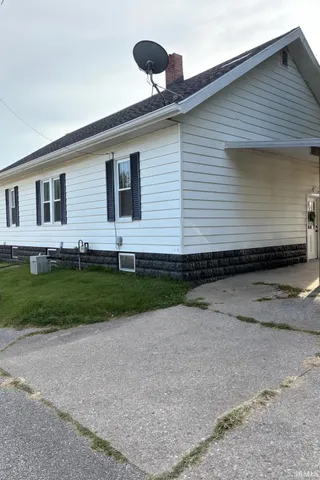 $189,900 | 210 East 15th Street, Jasper, IN 47546