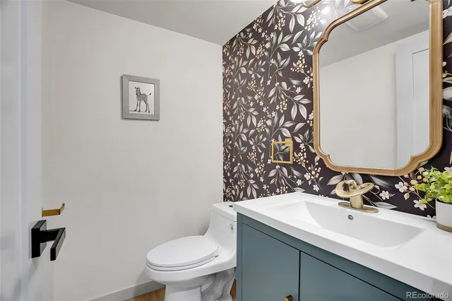 $879,900 | 2523 South Carr Court, Lakewood, CO 80227