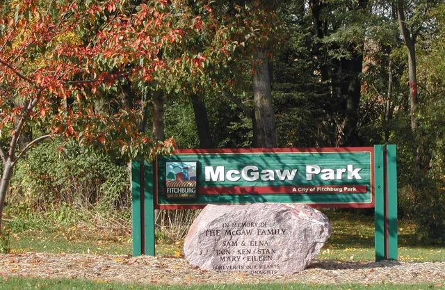 $159,900 | 2580 Holstein Lane, Fitchburg, WI 53711