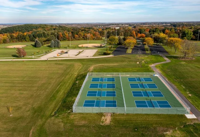 $159,900 | 2580 Holstein Lane, Fitchburg, WI 53711