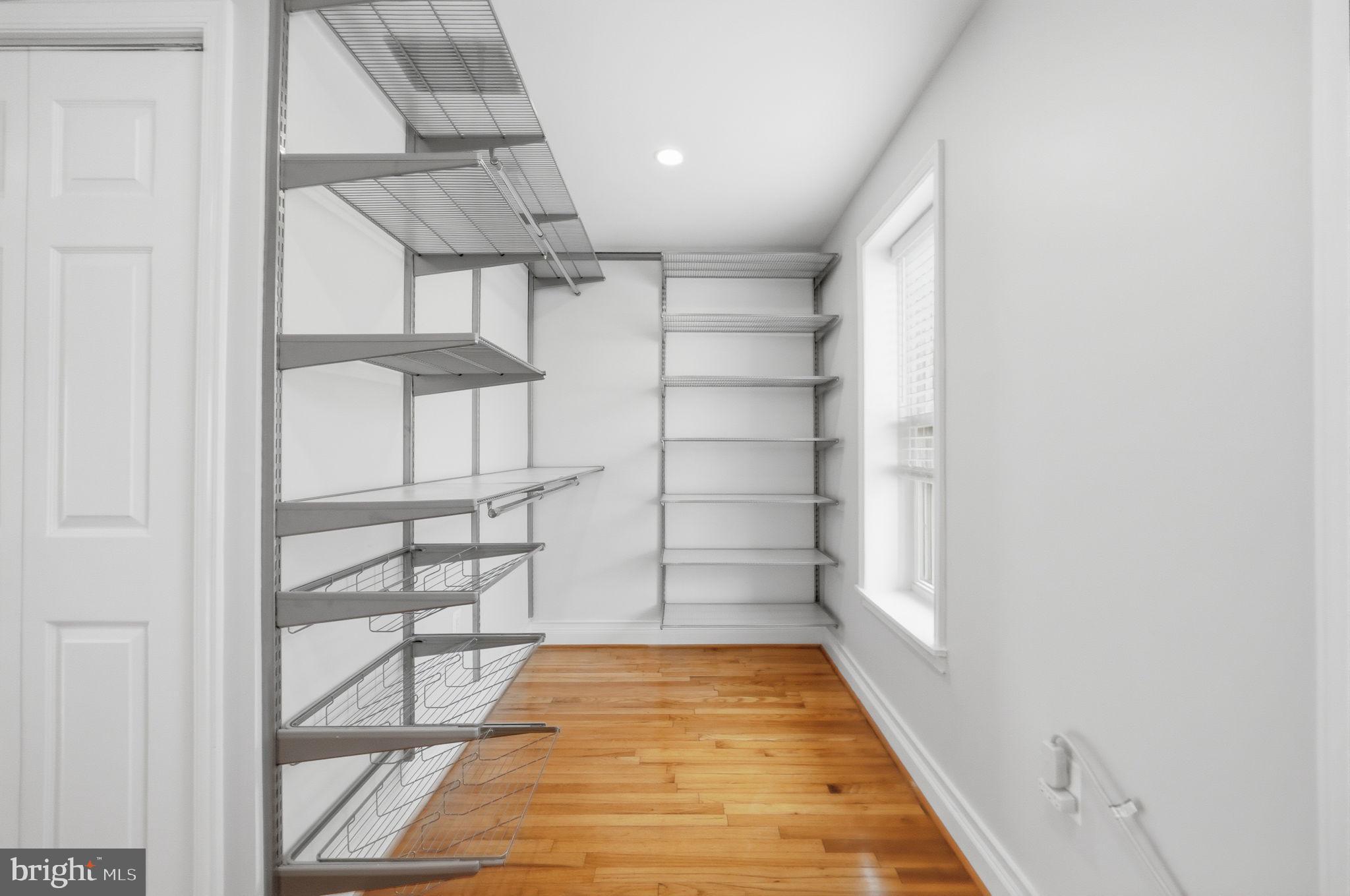 1433 W Street Northwest Washington, DC 20009 - Photo 25 of 36