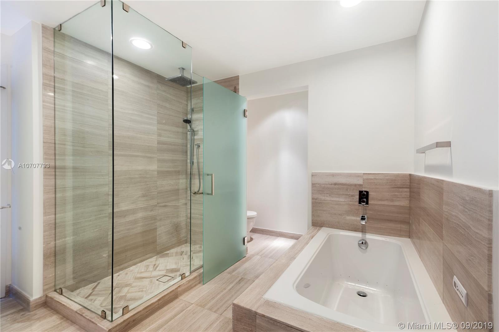 360 Ocean Drive, Unit 404S Key Biscayne, FL 33149 - Photo 15 of 57