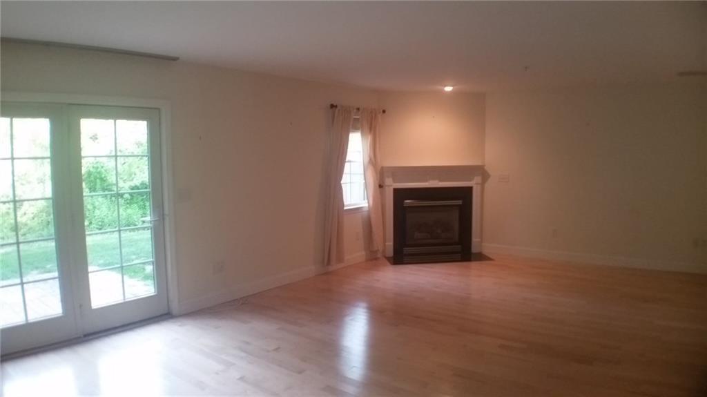 96 Starbird Road, Unit 1 Portland, ME 04102 - Photo 12 of 18 easy to use gas fireplace in living...