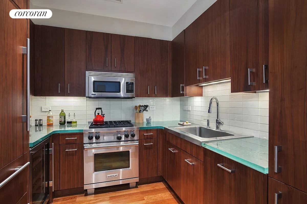 33 West 56th Street, Unit 4AE Manhattan, NY 10019 - Photo 5 of 17