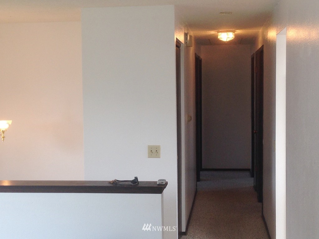 12903 Southeast 162nd Street Renton, WA 98058 - Photo 10 of 17 Gallery Image 10
