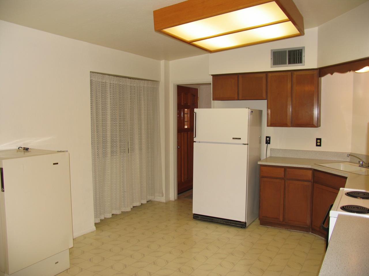 Kitchen to Laundry Room