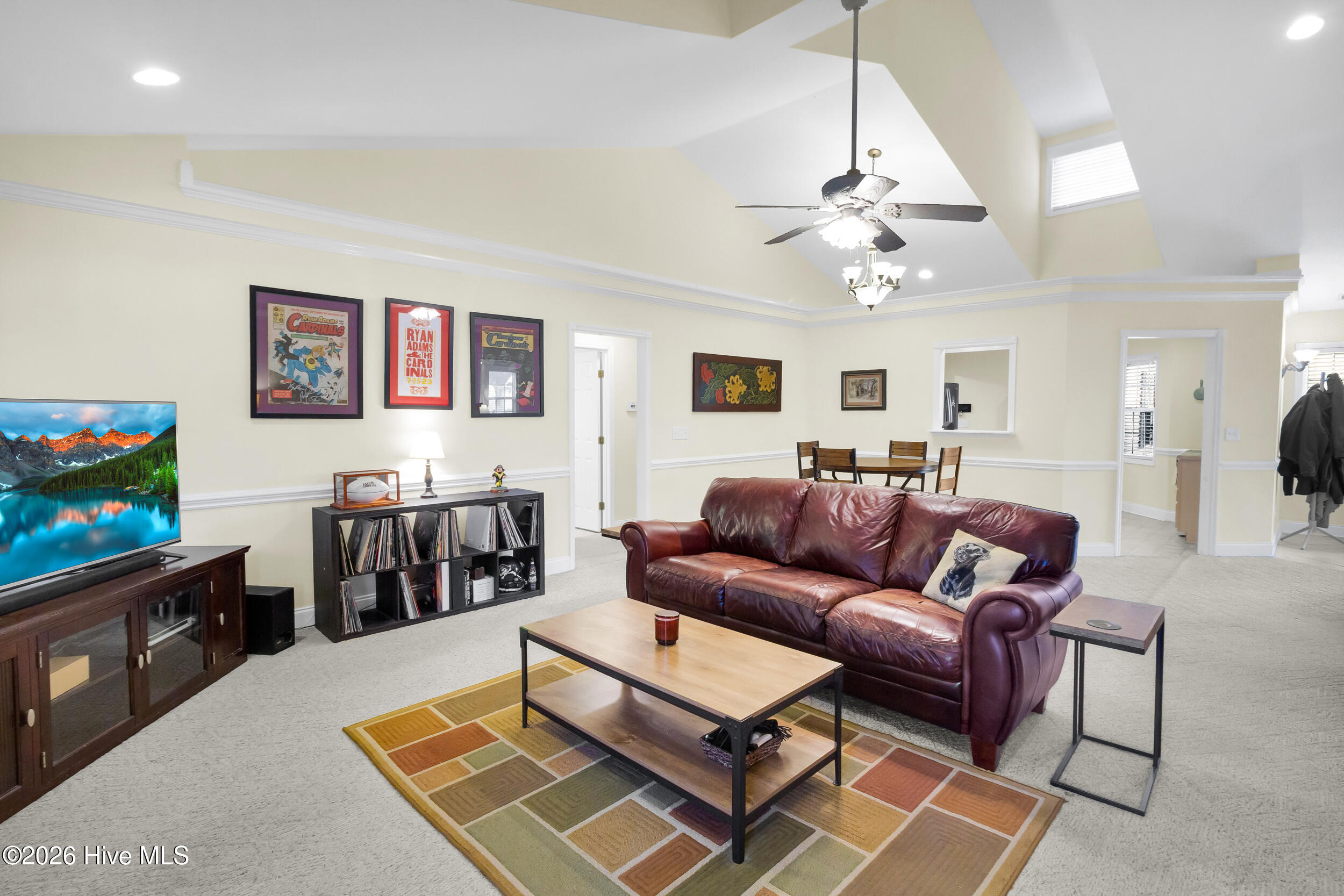 118 Inge Court New Bern, NC 28562 - Photo 11 of 34 Living Room