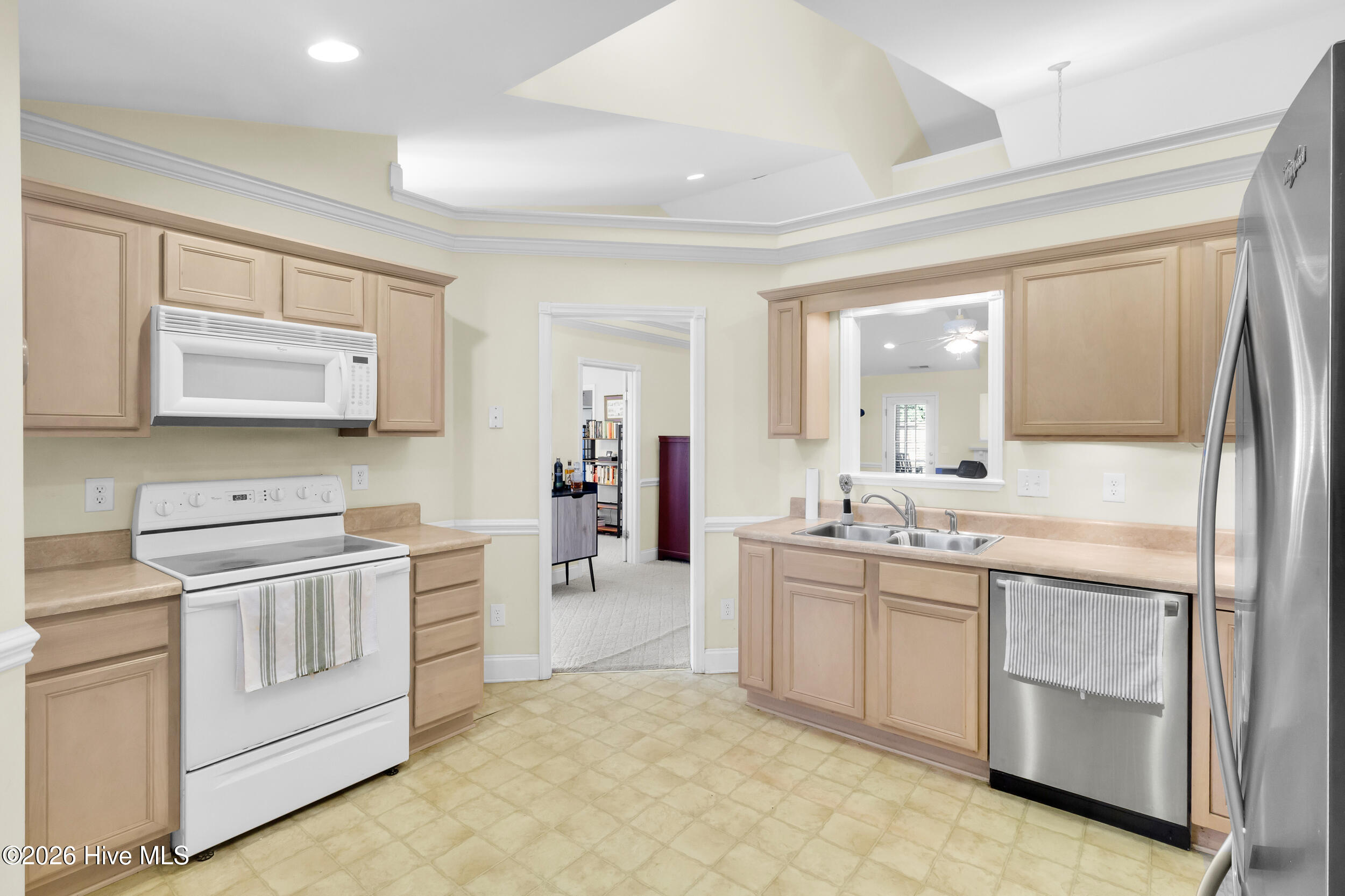 118 Inge Court New Bern, NC 28562 - Photo 12 of 34 Kitchen