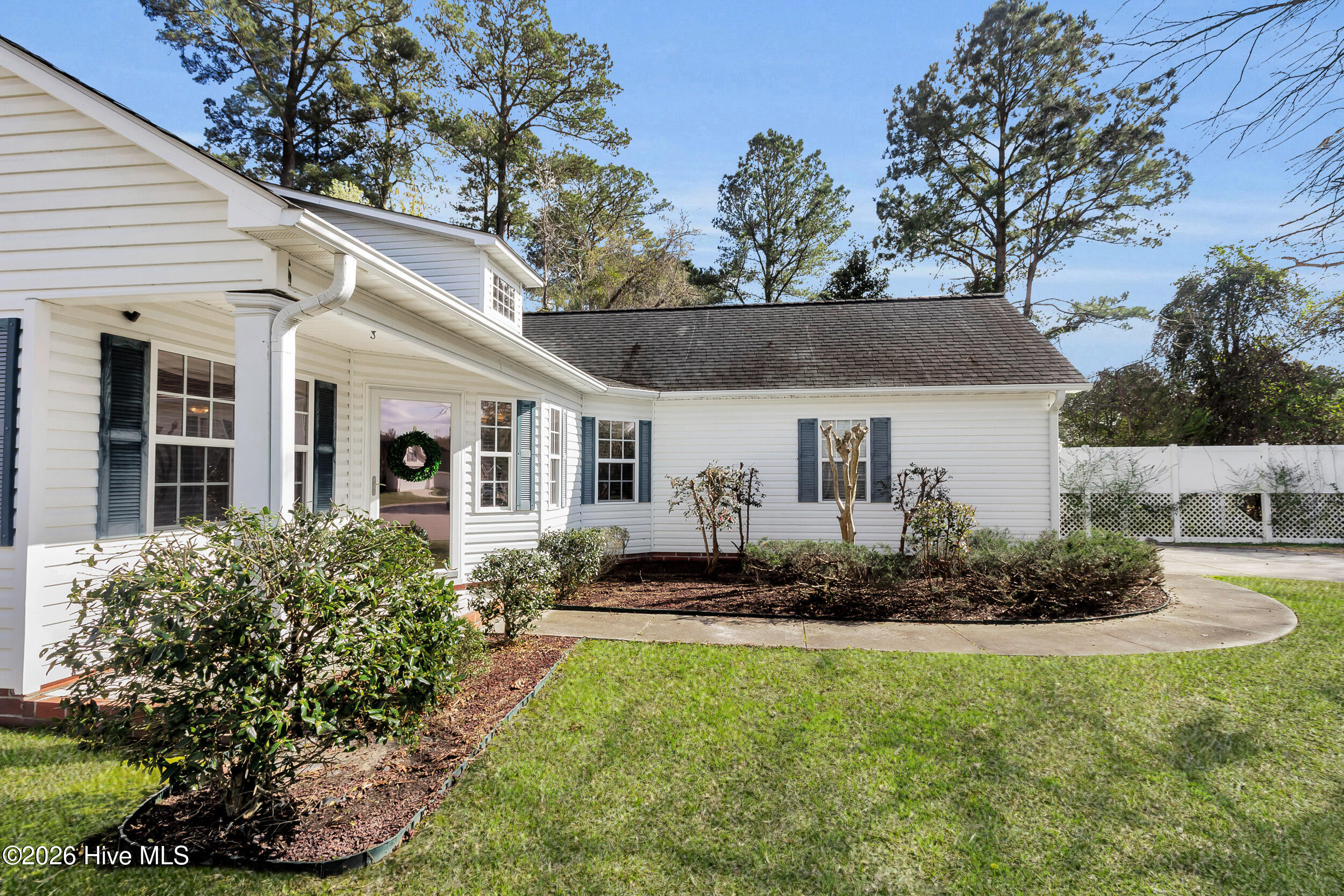 118 Inge Court New Bern, NC 28562 - Photo 28 of 34 Front