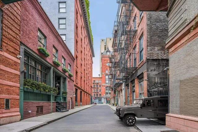 $30,000,000 | 4 Staple Street | TriBeCa