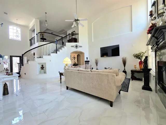 $3,150 | 4100 Nicklaus Avenue, Mansfield, TX 76063