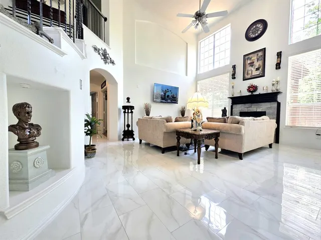 $3,150 | 4100 Nicklaus Avenue, Mansfield, TX 76063