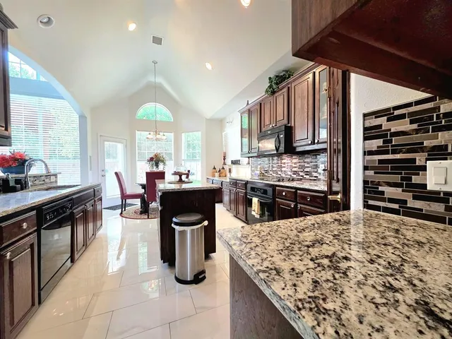 $3,150 | 4100 Nicklaus Avenue, Mansfield, TX 76063