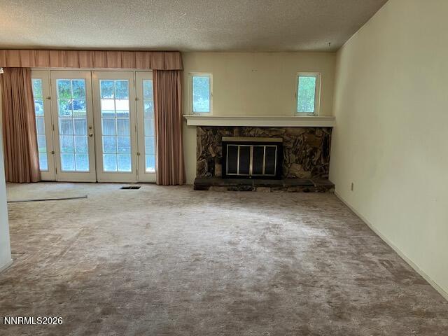 840 Meadow Springs Drive Reno, NV 89509 - Photo 6 of 23 an empty room with a fireplace