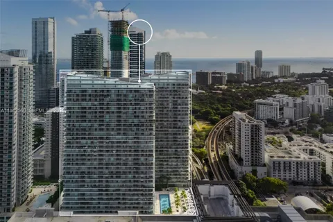 $670,000 | 79 Southwest 12th Street, Unit PH3904S, Miami, FL 33130