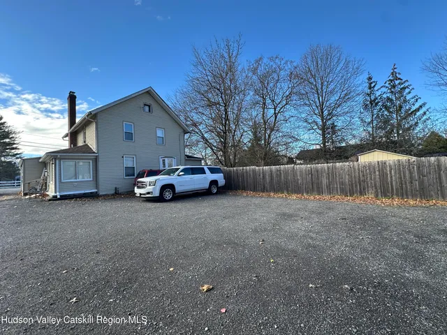 $410,000 | 172 Main Street, Gardiner, NY 12525