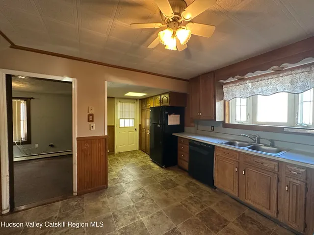 $410,000 | 172 Main Street, Gardiner, NY 12525