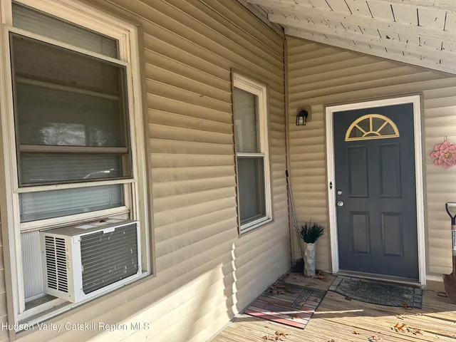 $410,000 | 172 Main Street, Gardiner, NY 12525