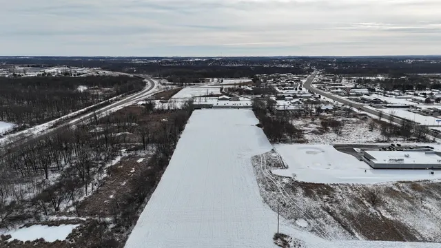 $47,500 | Handschke Drive, Unit 3, New London, WI 54961