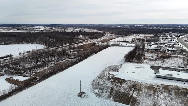 $47,500 | Handschke Drive, Unit 3, New London, WI 54961