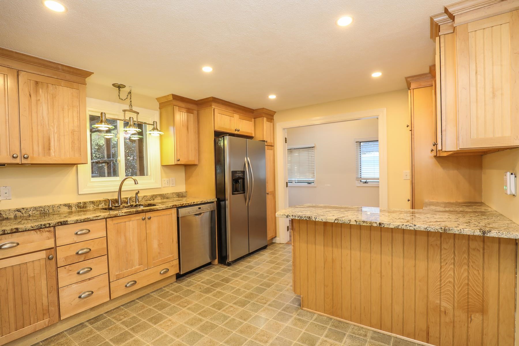 19 Pollard Road Nashua, NH 03062 - Photo 14 of 29