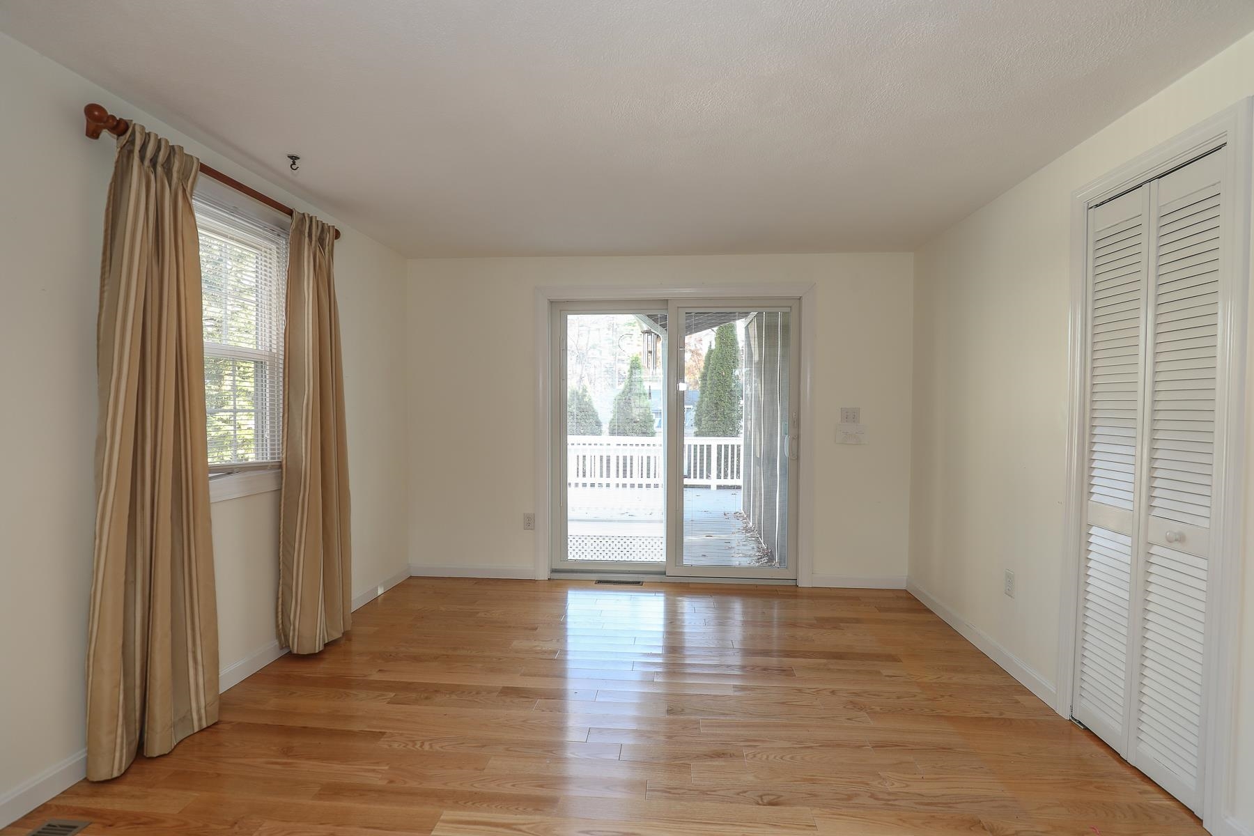 19 Pollard Road Nashua, NH 03062 - Photo 18 of 29