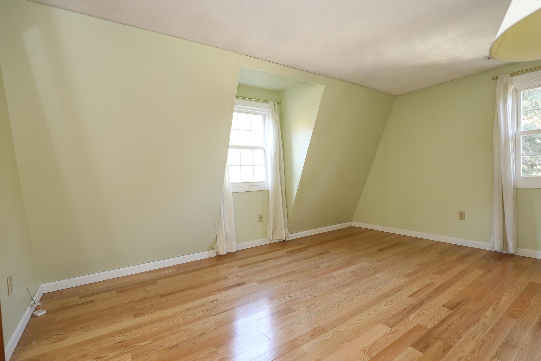 19 Pollard Road Nashua, NH 03062 - Photo 25 of 29