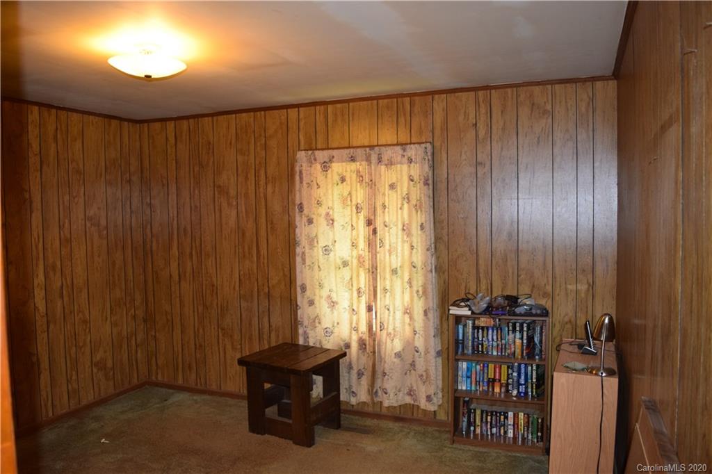 924 Antrim Road Clover, SC 29710 - Photo 9 of 23 walk in closet with window
