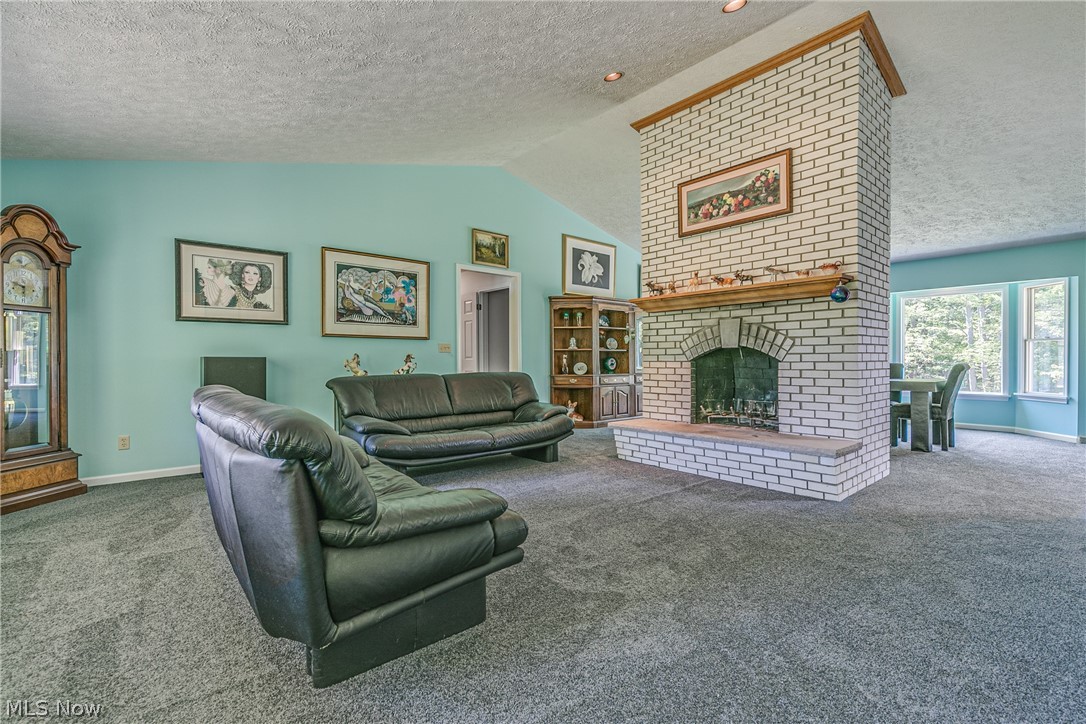 10070 Chardon Road Chardon, OH 44024 - Photo 5 of 35 Gallery Image 5