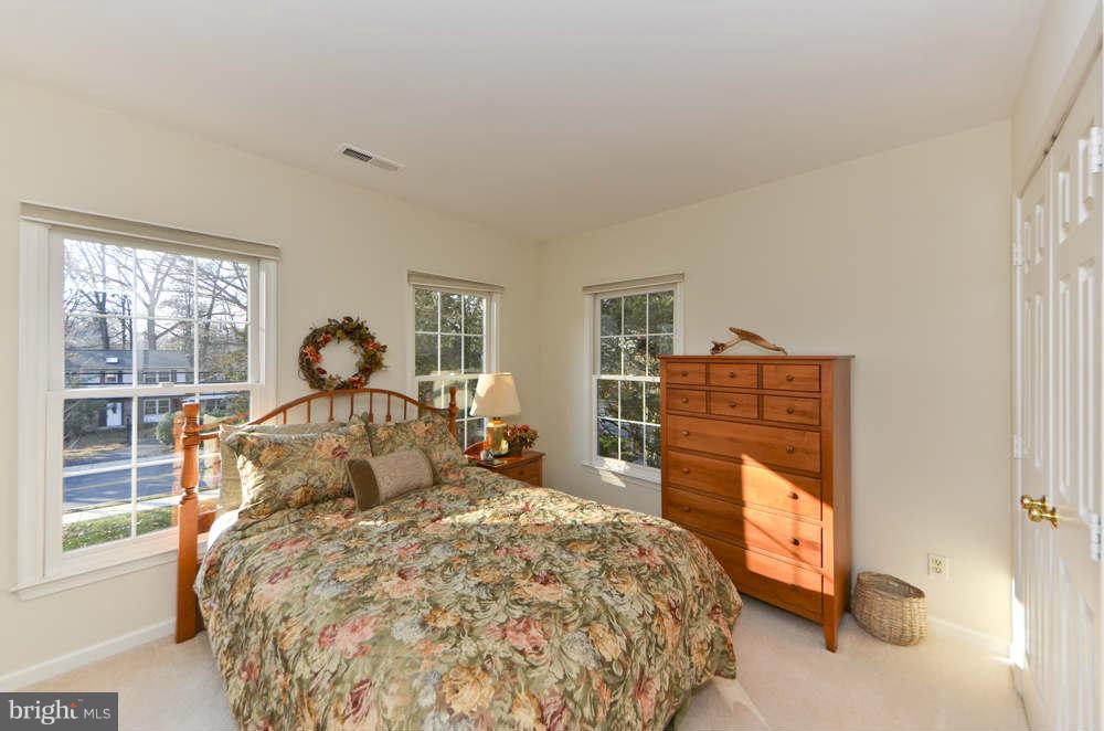 515 Beulah Road Vienna, VA 22180 - Photo 22 of 30 Bedroom 2