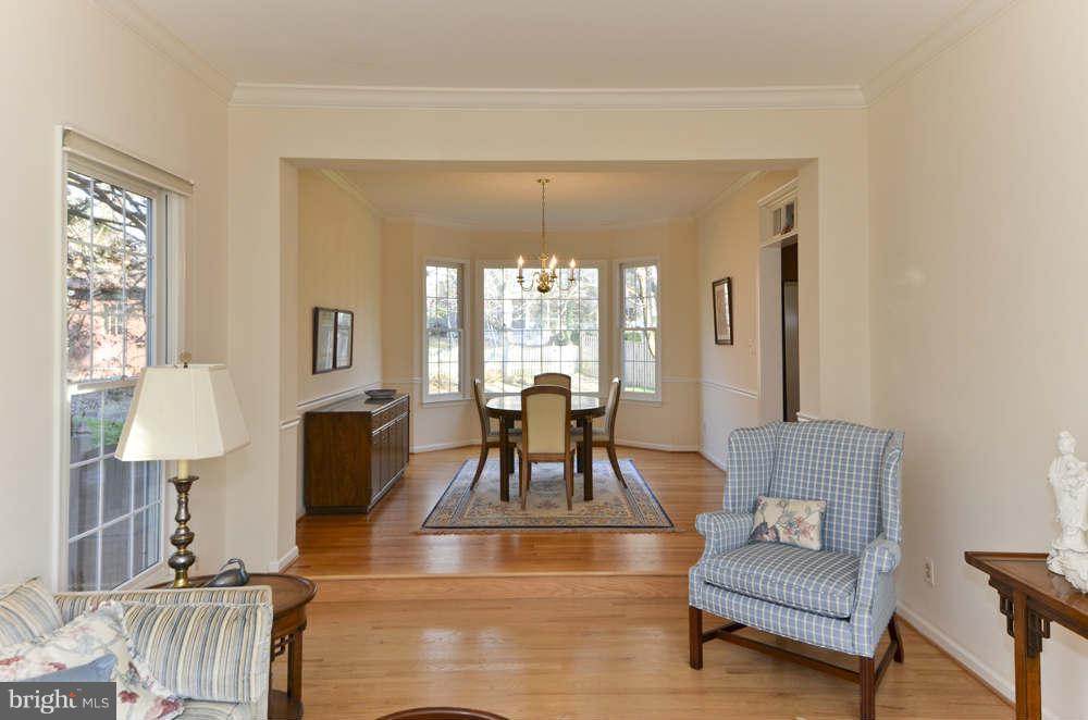 515 Beulah Road Vienna, VA 22180 - Photo 5 of 30 Dining Room