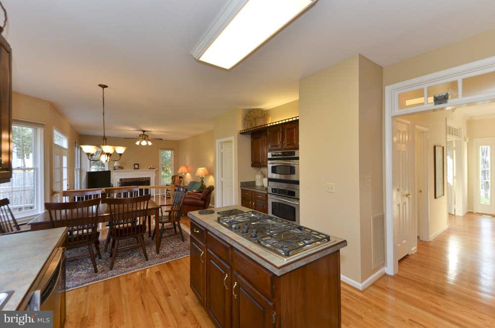 515 Beulah Road Vienna, VA 22180 - Photo 8 of 30 Kitchen