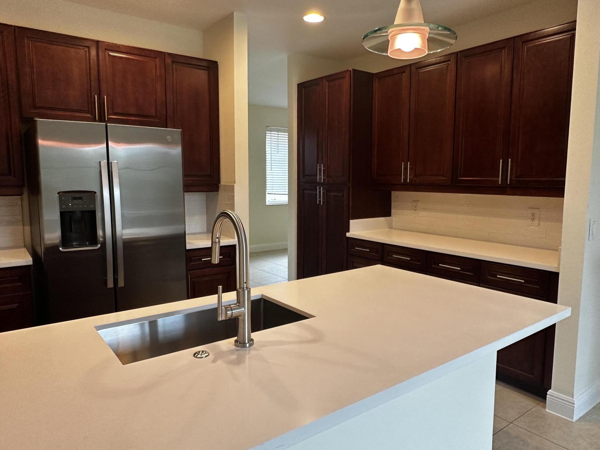 565 Northwest 35th Lane Boca Raton, FL 33431 - Photo 5 of 23 IMG_1732
