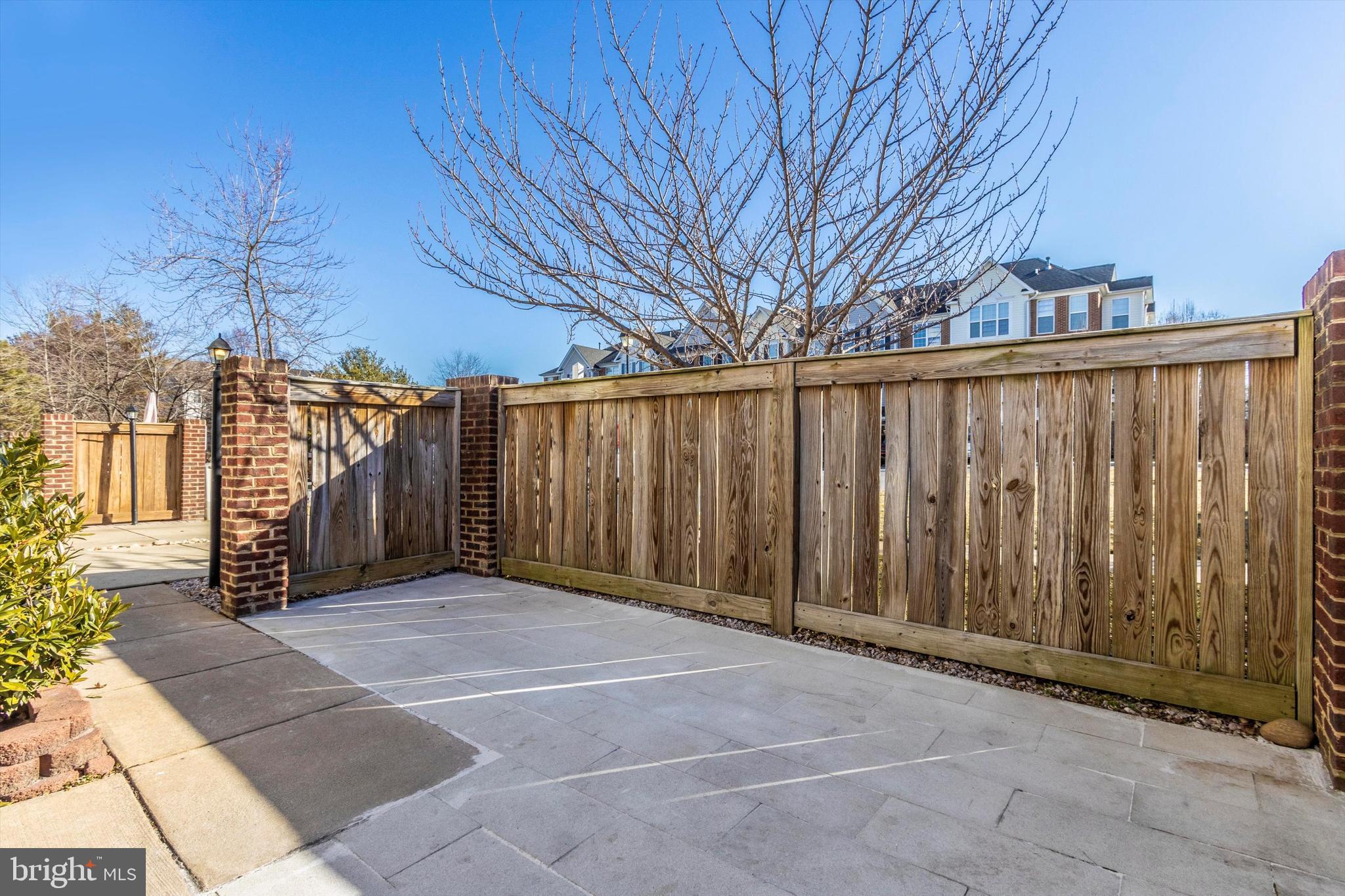 100 Quail's Nest Way Frederick, MD 21702 - Photo 39 of 40 Courtyard