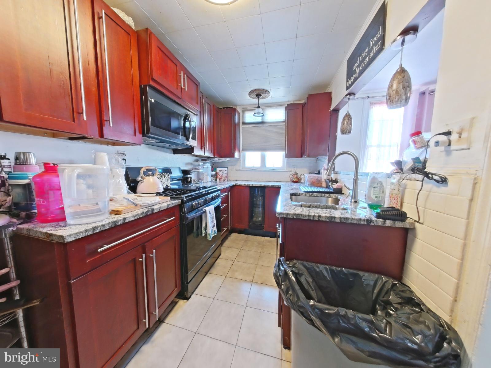 7283 Bradford Road Upper Darby, PA 19082 - Photo 7 of 28 Kitchen