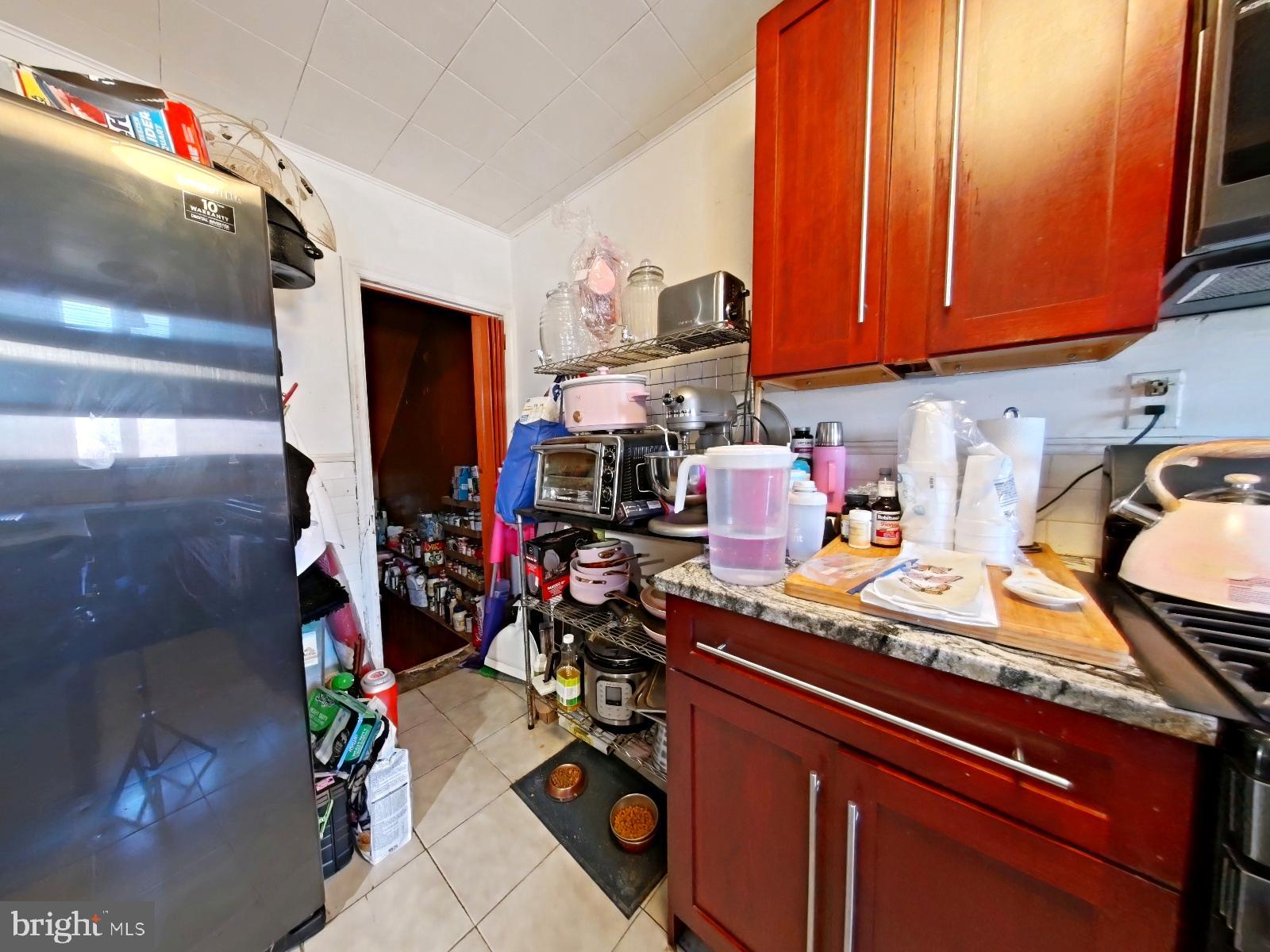 7283 Bradford Road Upper Darby, PA 19082 - Photo 9 of 28 Kitchen