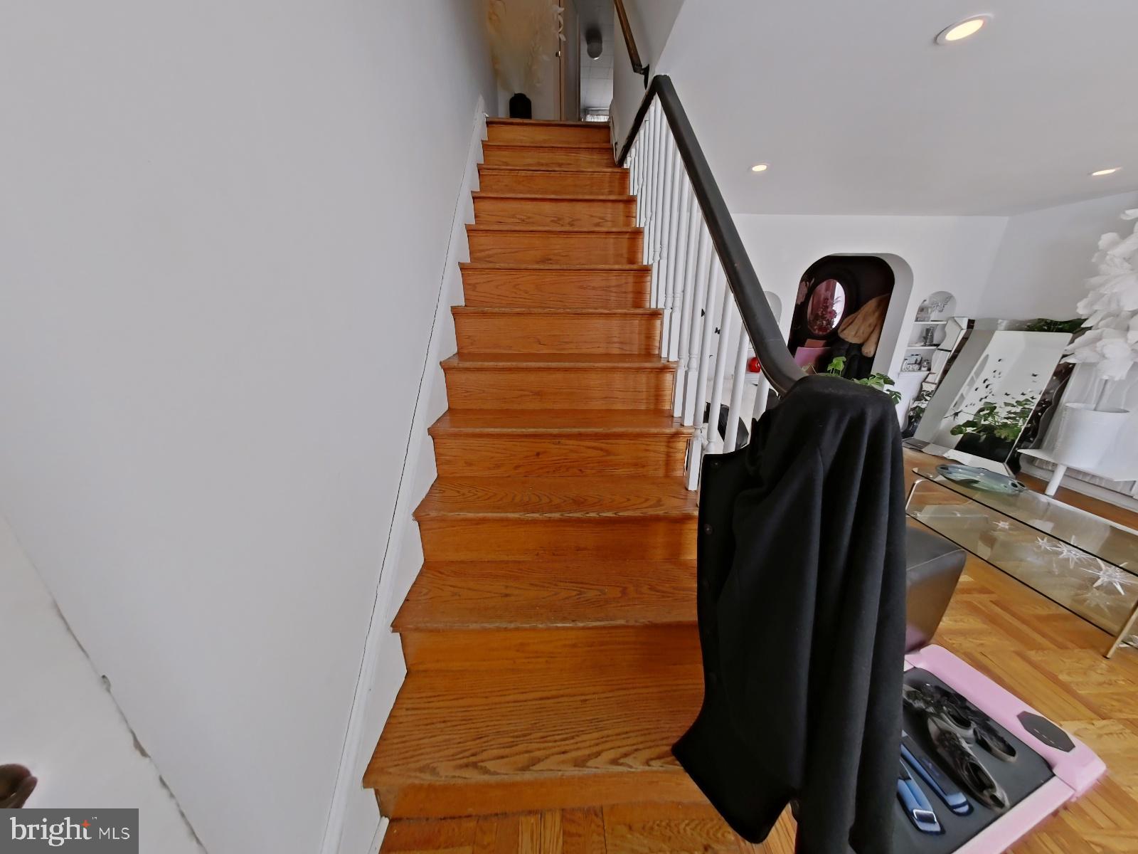 7283 Bradford Road Upper Darby, PA 19082 - Photo 10 of 28 Steps to 2nd Floor