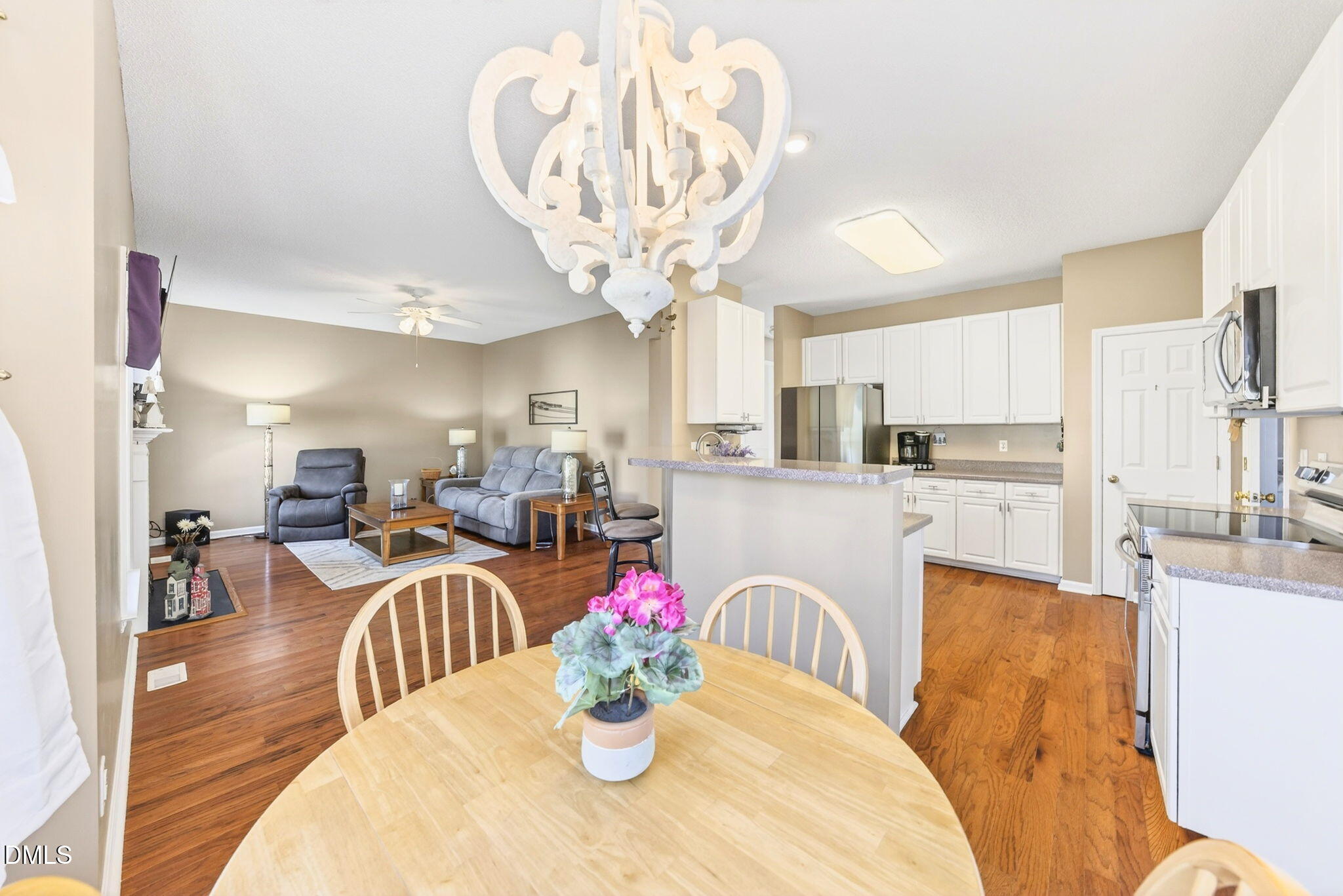 112 Del Rio Drive Cary, NC 27519 - Photo 24 of 73 24-web-or-mls-112 Del Rio-33