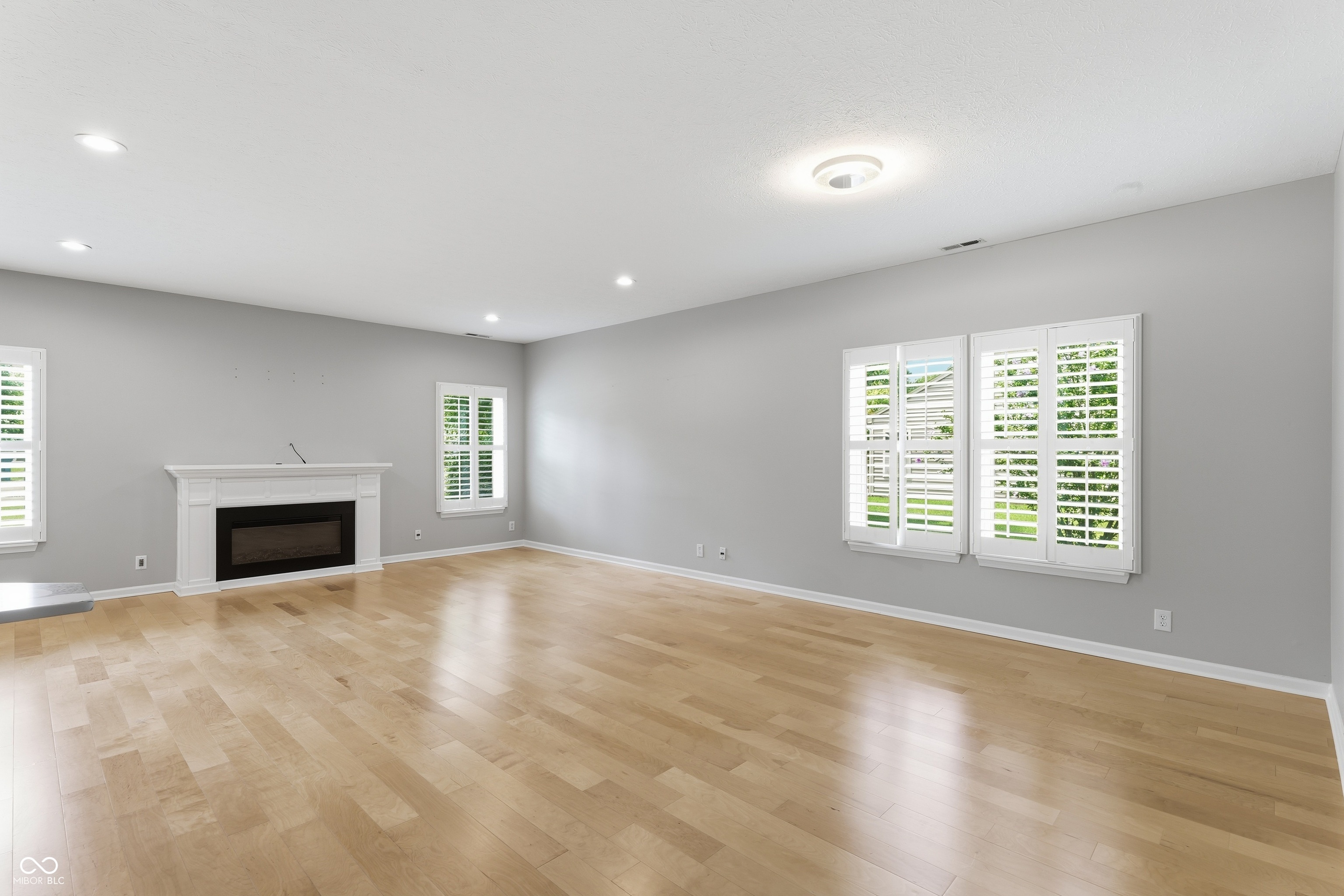8123 Little Circle Road Noblesville, IN 46060 - Photo 3 of 25 Gallery Image 3