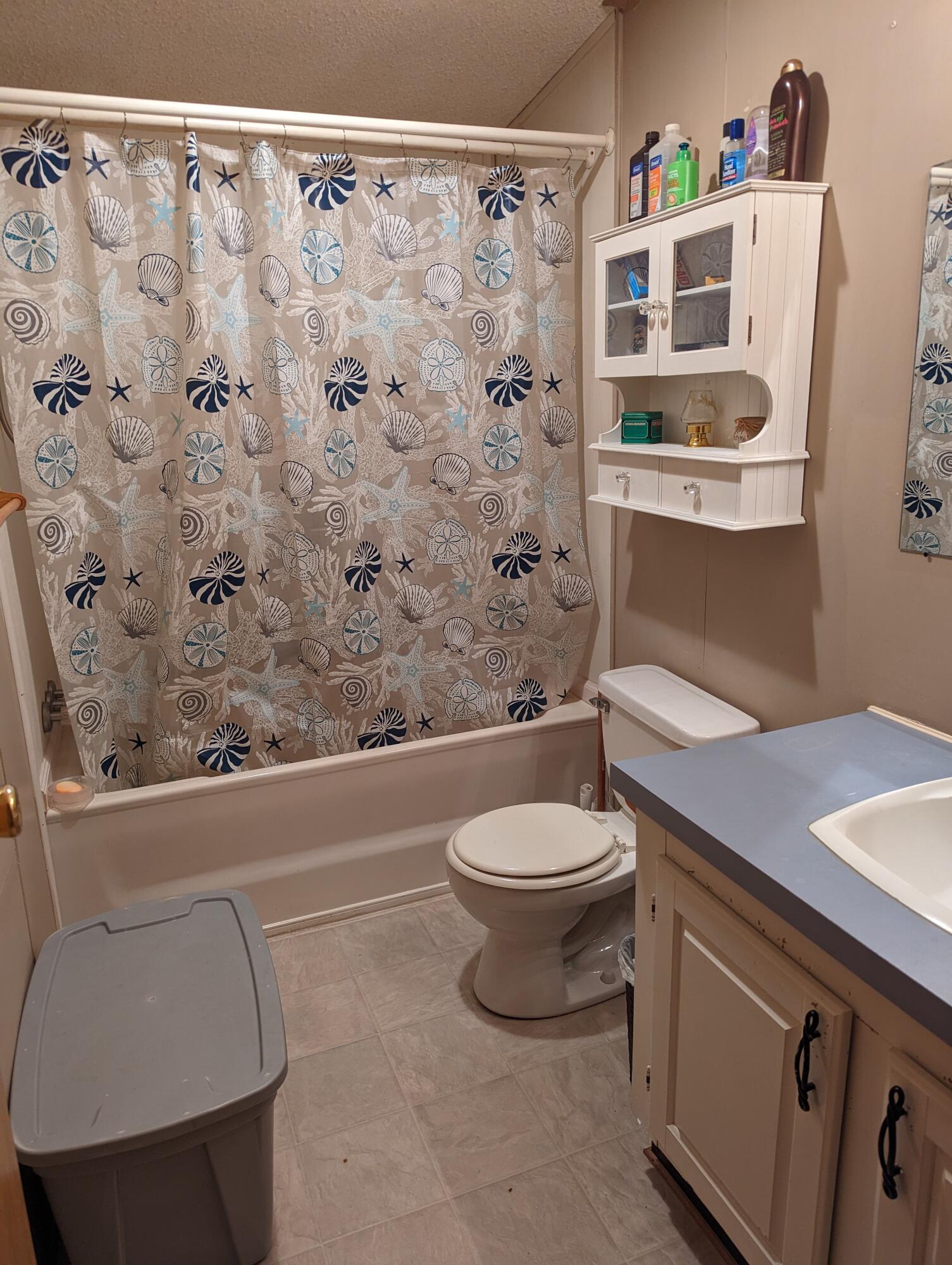 2925 Heeney Road Stockbridge, MI 49285 - Photo 9 of 12 bath