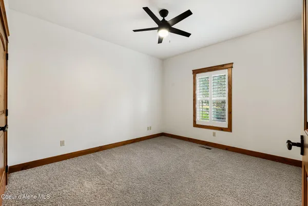 $1,175,000 | 203 Comeback Bay Lane, Sagle, ID 83860