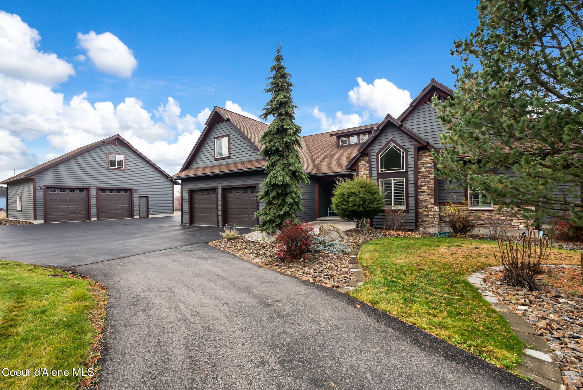 203 Comeback Bay Lane Sagle, ID 83860 - Photo 6 of 61 5_DSC05147