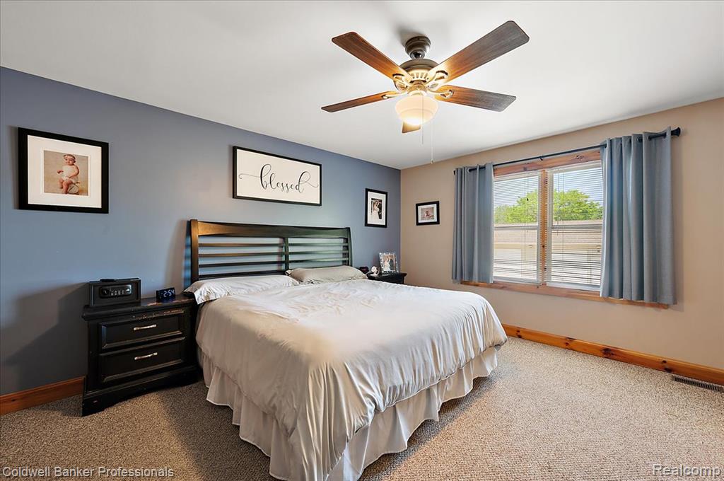 1129 East Coulter Road Lapeer, MI 48446 - Photo 23 of 65